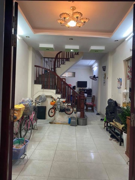 Bán Nhà Chính Chủ Lê Trọng Tấn 41m2 - Phân Lô - Yên Tĩnh - Gần Oto - Nhà Đẹp Ở Ngay