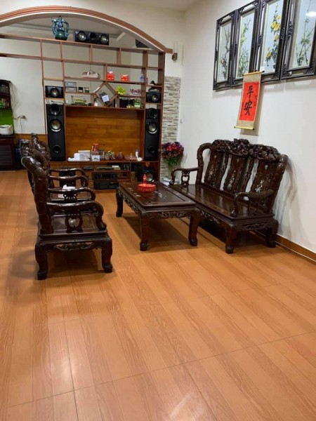 To và Dài nhà phố Vũ Tông Phan 70m2, 4 tầng, mặt tiền 5m, gần Ngã Tư Sở 5.35 tỷ