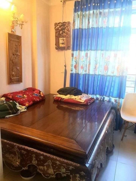 Bán nhà mặt phố, kinh doanh, Ô tô đỗ cửa, DT 44m2x4T, MT 5m, giá 5.95 tỷ. LH0968987854