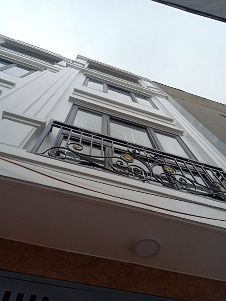 NHÀ ĐẸP MỚI XÂY 4 TẦNG 30M2 PHỐ NAM DƯ – GIÁ CHỈ 2.X TỶ