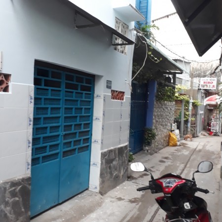 Kẹt tiền bán lỗ gấp nhà 4x10,5 1 trệt 1 lầu SH Hẻm 574 Kinh Dương Vương Q BTân