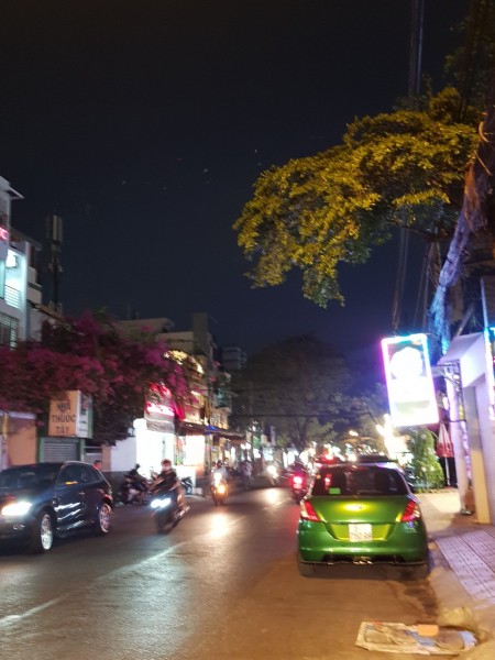 Cho thuê nhà Trường Sơn, P15, Quận 10 - 1trệt 1lầu không gian mở 10x15