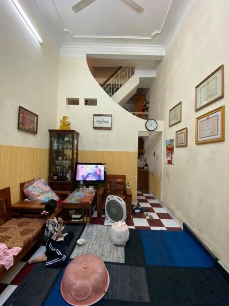 BÁN NHÀ CHỈ 2.5 TỶ ĐẸP NHẤT, DUY NHẤT, TRUNG TÂM NGÃ TƯ SỞ THANH XUÂN. Lh: 0965479383