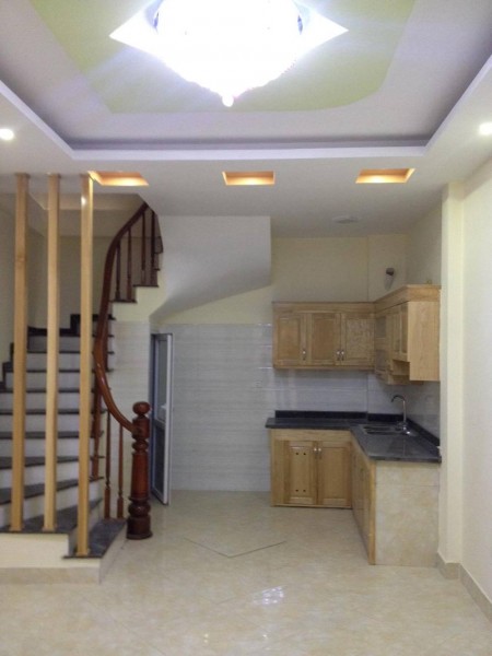 LÊN ĐỜI, bán nhà Vĩnh Hưng, ngõ thông 40M RA PHỐ, 33m, 2.5tầng, MT 4.5m. giá 1.8 tỷ