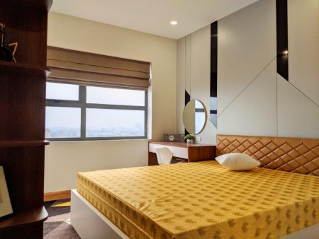 Bán nhà Long Biên 4 tầng 34m, 2.4 tỷ