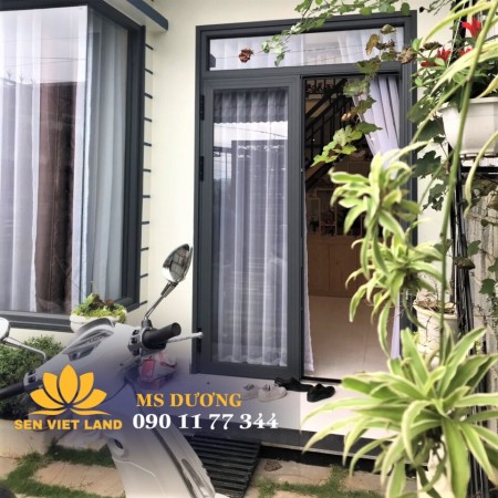 Nhà đẹp trung tâm giá rẻ 5x18m giá 1.9 Tỷ tặng nội thất