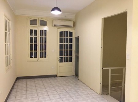 Bán nhà phố Tam Trinh, Q.Hoàng Mai, HN, 30m2, 5 tầng, giá 2,4 tỷ