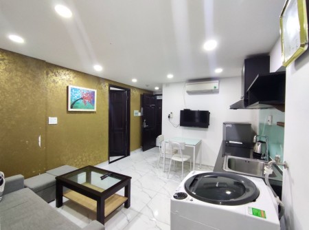 Căn hộ dich vụ 1PN, 2PN full nội thất cách sân bay 500m,