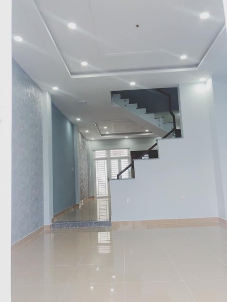 BÁN NHÀ GIÁ RẺ DT 68m2, NGUYÊN CĂN CHÍNH CHỦ, SHr