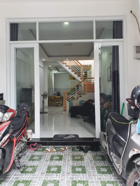 Bán Nhà Lê Văn Sỹ, Tân Bình 40m2, 4Lầu , 4 PN, Giá Rẻ.