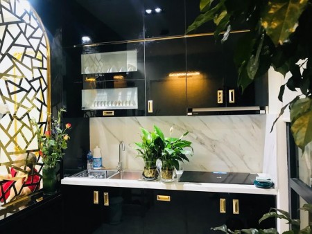 Cho Thuê Căn Hộ Chung cư GoldSeason 47 Nguyễn Tuân 2PN Full Đồ . LH 0376846789
