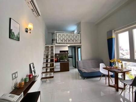 Cho thuê CĂN HỘ MỚI XÂY nằm sau LOTTE CỘNG HÒA BAN CÔNG RIÊNG full nội thất dt 40m2
