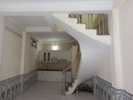 Cực Hiếm, bán nhà Triều Khúc Thanh Xuân 35m 4T 2.9 tỷ, ngõ to rộng, thoáng