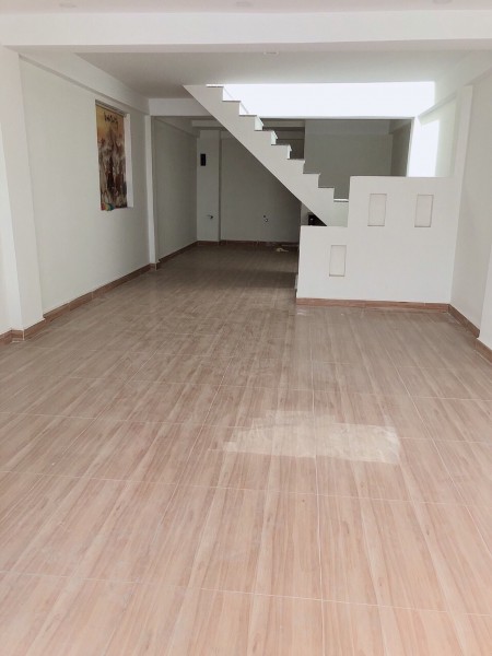 Cho thuê nhà MẶT TIỀN Nguyễn Trãi giá rẻ nhất thị trường
