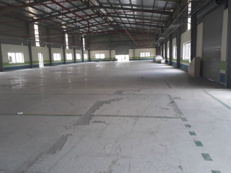 Cho thuê kho xưởng dt 1.700m2 KCN Đại Đồng, PCCC tự động chỉ 3.2$/m2