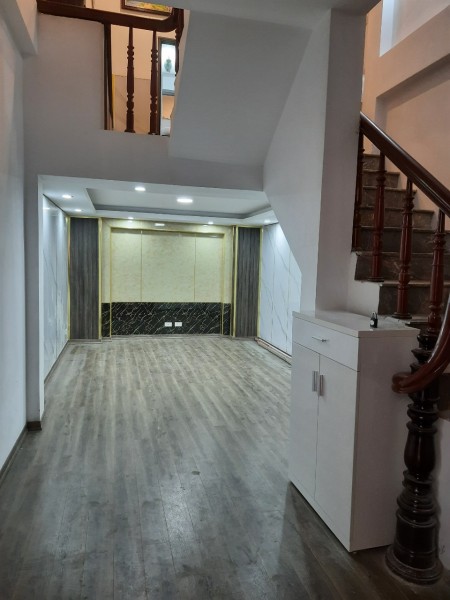 Bán nhà Mộ Lao, Hà Đông. Nhà mới Ngõ nông gần phố dt 28M giá 2.29 tỷ. LH: 0909133888