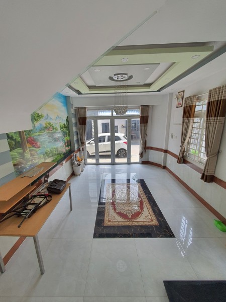 Chỉ nhỉnh 7 tỷ có ngay nhà 60 m2 4 tầng Cống Lở Tân Bình 912352858