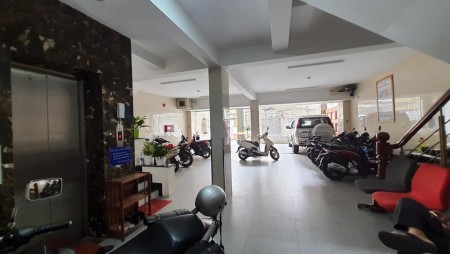 Bán Gấp Nhà MT Trần Quốc Tuấn 1 Gò Vấp Dt 200m2 ngang 8m lh:9827984O9.