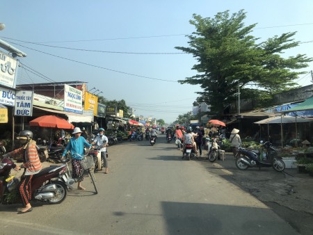 Chính chủ bán gấp 2 lô đất liền kề ngay sát chợ Chơn Thành