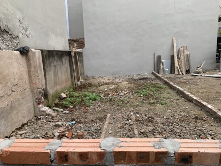 Cần bán lô đất 79m2 siêu đẹp tại Thạch Bàn, ô tô vào tận nhà, giá cực rẻ.