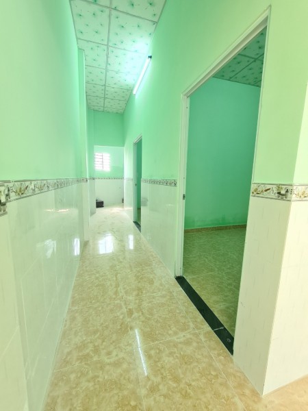 Tôi bán gấp nhà 1T1l 5 x 15, SHR 75m2, Hẻm 6m ngay chợ Bình Chánh, giá 800tr
