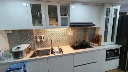 Bán nhà mặt ngõ 43m2, 5 tầng, MT 5m phố Bạch Đằng, Hoàn Kiếm, để lại toàn bộ nội thất, chỉ 5.65 tỷ