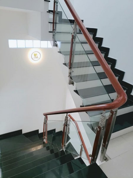 Bán nhà mới ở ngay, Lý Thường Kiệt P4 GV, (5.5x6)m 3Tầng chỉ 3.85 Tỷ