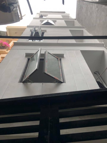 Chung Cư MiNi Cầu Giấy, 70m2 x 7 Tầng Thang Máy, Doanh Thu 600 Triệu/ Năm Chỉ 11 Tỷ