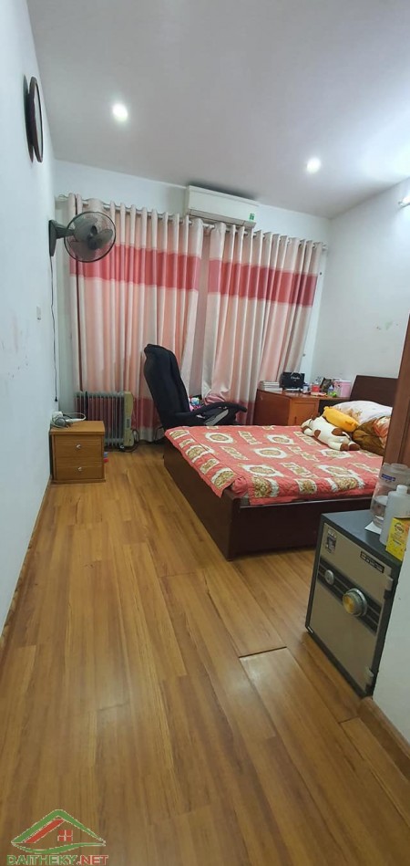 Đi đến slide 4