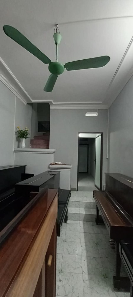 Nhà đẹp giá siêu rẻ Hào Nam Đống Đa 45m2 3 tầng chỉ 3.6 tỷ