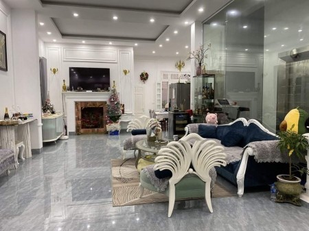 Tôi cần bán gấp nhà 10 tầng phố Trường Chinh giá 68 tỷ