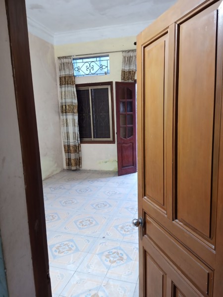 Tôi cần cho thuê cả tầng hoặc phòng đơn, hoặc cả căn nhà 4 tầng mặt tiền 4.5m sàn 80m2