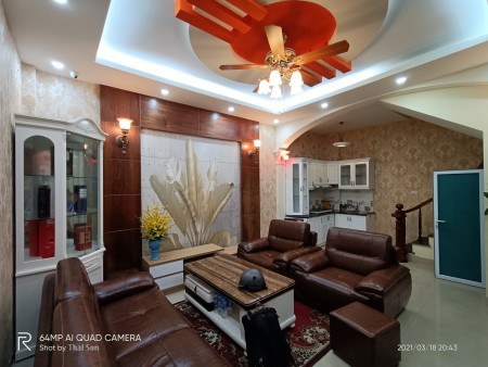 BẠCH MAI - Nhà đẹp nội thất nhập ngoại, mặt tiền 6m, giá chỉ 3.15 tỷ