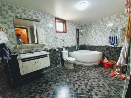 Nhà đẹp đầu ngách, ngõ 279 Hoàng Mai 50m2, 4 tầng Mt 4m, giá 4,5tỷ