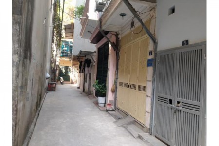 2.35 TỶ PHÙNG HƯNG HÀ ĐÔNG PHÂN LÔ GẦN PHỐ BÁN ĐẤT TẶNG NHÀ Ô TÔ ĐỖ CỬA