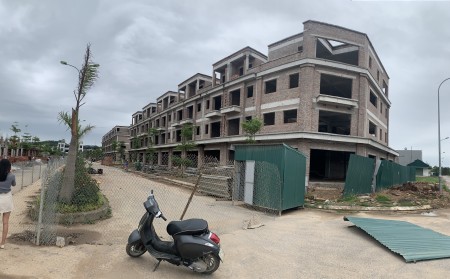 Đi đến slide 2