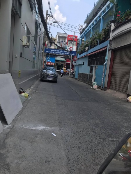 "80M2 3 tầng giá chỉ 10.3 tỷ, ngang bề thế 5m Phường 14 Quận Tân