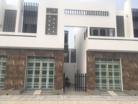 Chính chủ cần bán nhà đôi tại cát tường Phú Sinh