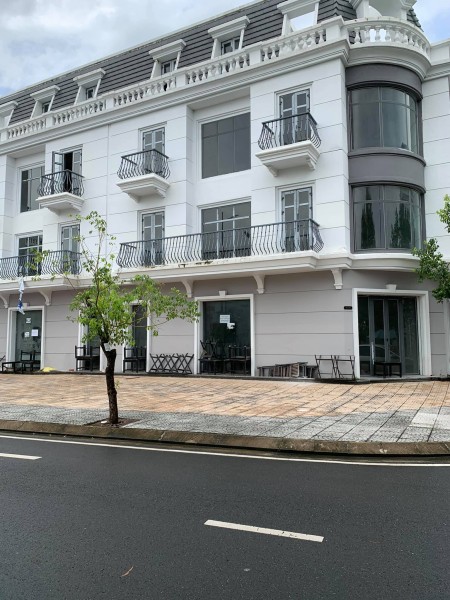 Đi đến slide 2