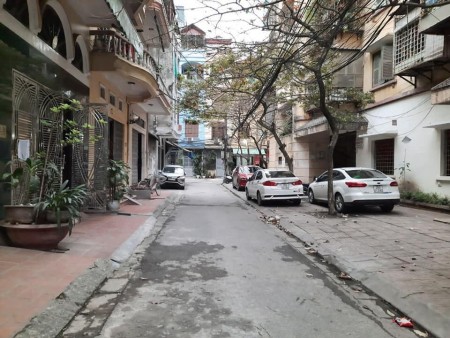 Bán Nhà Ngõ 376 Đường Bưởi Ba Đình, Phân Lô Ô Tô Vỉa Hè, DT 48m2, MT 3.7m, Giá 8.5 Tỷ