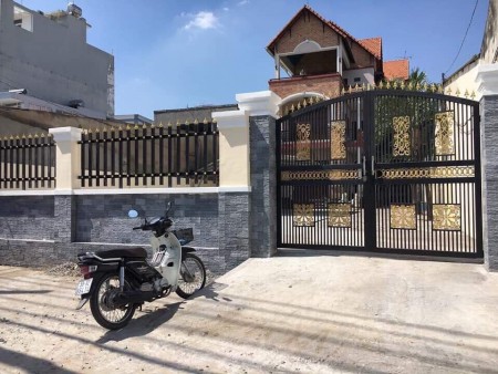 Tôi chính chủ đang cần vốn đầu tư kinh doanh nên muốn bán nhanh căn biệt thự tâm huyết ở TP. Thủ Đức gần KDC Vạn Phúc. GIÁ CỰC KỲ ƯU ĐÃI.