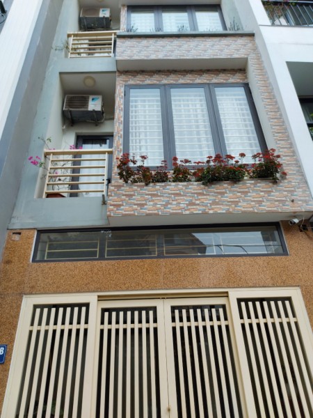 Bán nhà khu Phạm Ngọc Thạch, Lương Định Của diện tích 45m x 4 tầng giá 5.6 tỷ