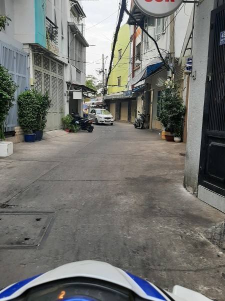 Chỉ 4 tỷ TL có ngay nhà 35 m2 3 tầng Hoàng Văn Thụ Tân Bình 912352858