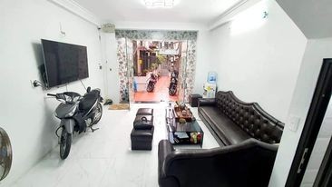 BÁN NHÀ LÔ GÓC LÃNG YÊN 45M, 5 TẦNG.