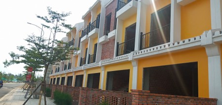 Cần bán nhà view sông giá gốc từ CĐT, sổ đỏ trao tay
