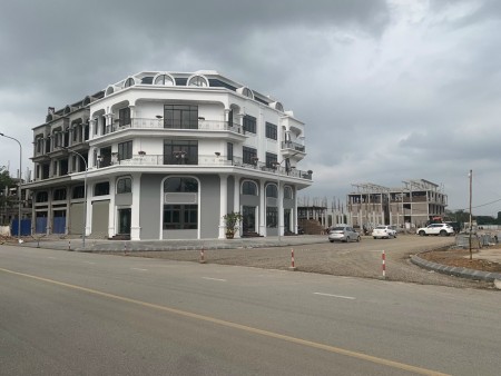 Đi đến slide 8