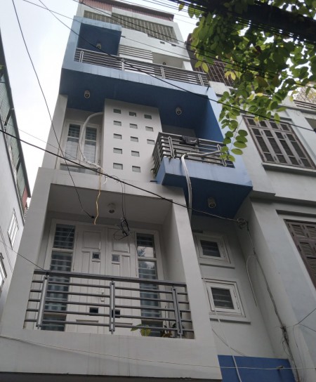 Bán Nhà Mặt Phố Hoa Bằng dt 70m2 Hai Thoáng Ô Tô Kinh Doanh giá 7.2 Tỷ