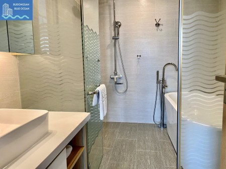 Bán nhanh căn hộ cao cấp tại tòa nhà khách sạn.GIÁ RẺ 2,25 tỷ. Budongsan Biển Xanh.