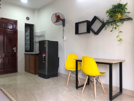 Khương Trung, CHDV, ô tô, lô góc, 10 phòng, 50tr/tháng, nhỉnh 6 tỷ. LH 0975823216