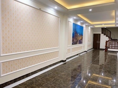 cần bán gấp nhà phố Vĩnh Hưng 48m2 x 4T = 3,5 tỉ, ngõ oto7 chỗ đỗ cửa